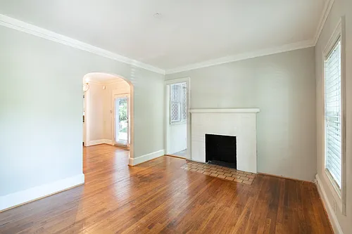 1189 Francis St NW Photo 1