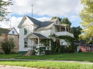 120 1st Ave SW, Hampton, IA 50441