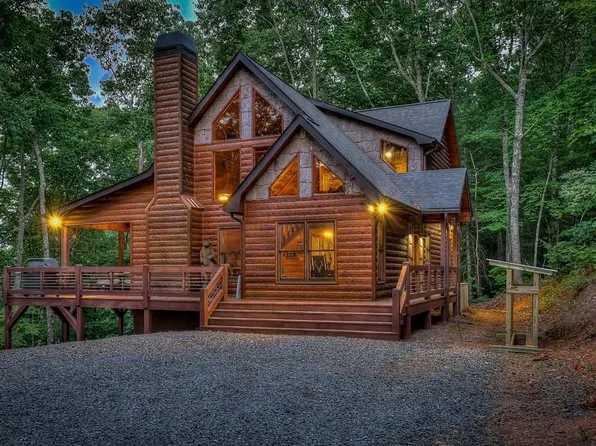 595 Hickory Dr, Mineral Bluff, GA 30559