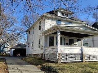 132 John St, Dekalb, IL 60115