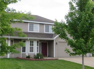 2415 E 27th Ter, Lawrence, KS 66046