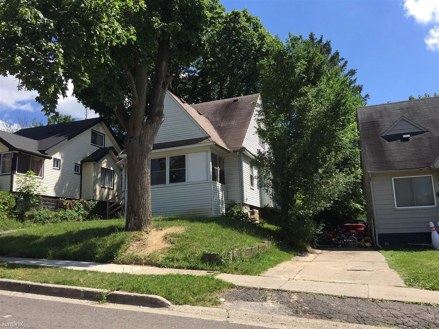 201 Dellwood Ave photo 1