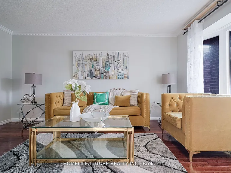 47 Carisbrooke Sq #MAIN 2ND FLR — Photo 7