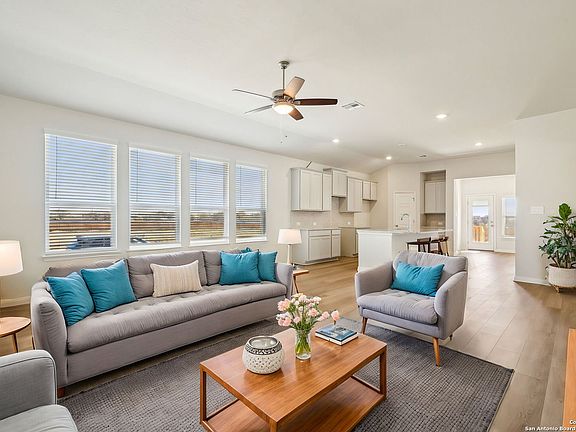 5th image of 11502 Cottage Point
