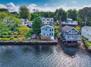285 Riverside Dr, Tiverton, RI 02878