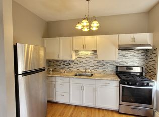 338 Warren St APT 6, Boston, MA 02119