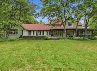 18 Evening Star Dr, Amherst, MA 01002