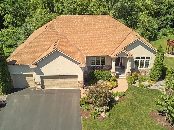 5th image of 9018 Whispering Oaks Trl