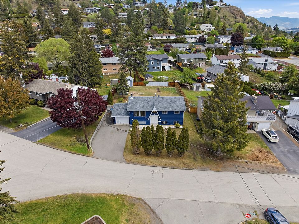 1st image of 1542 Mount Dufferin Cres