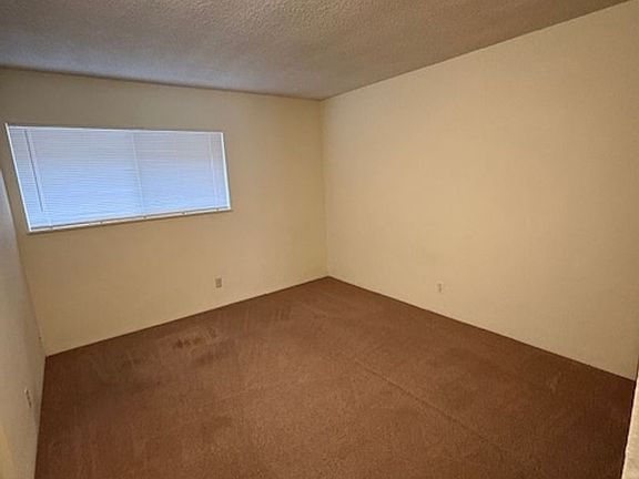 5th image of 324 N Chorro St APT 5