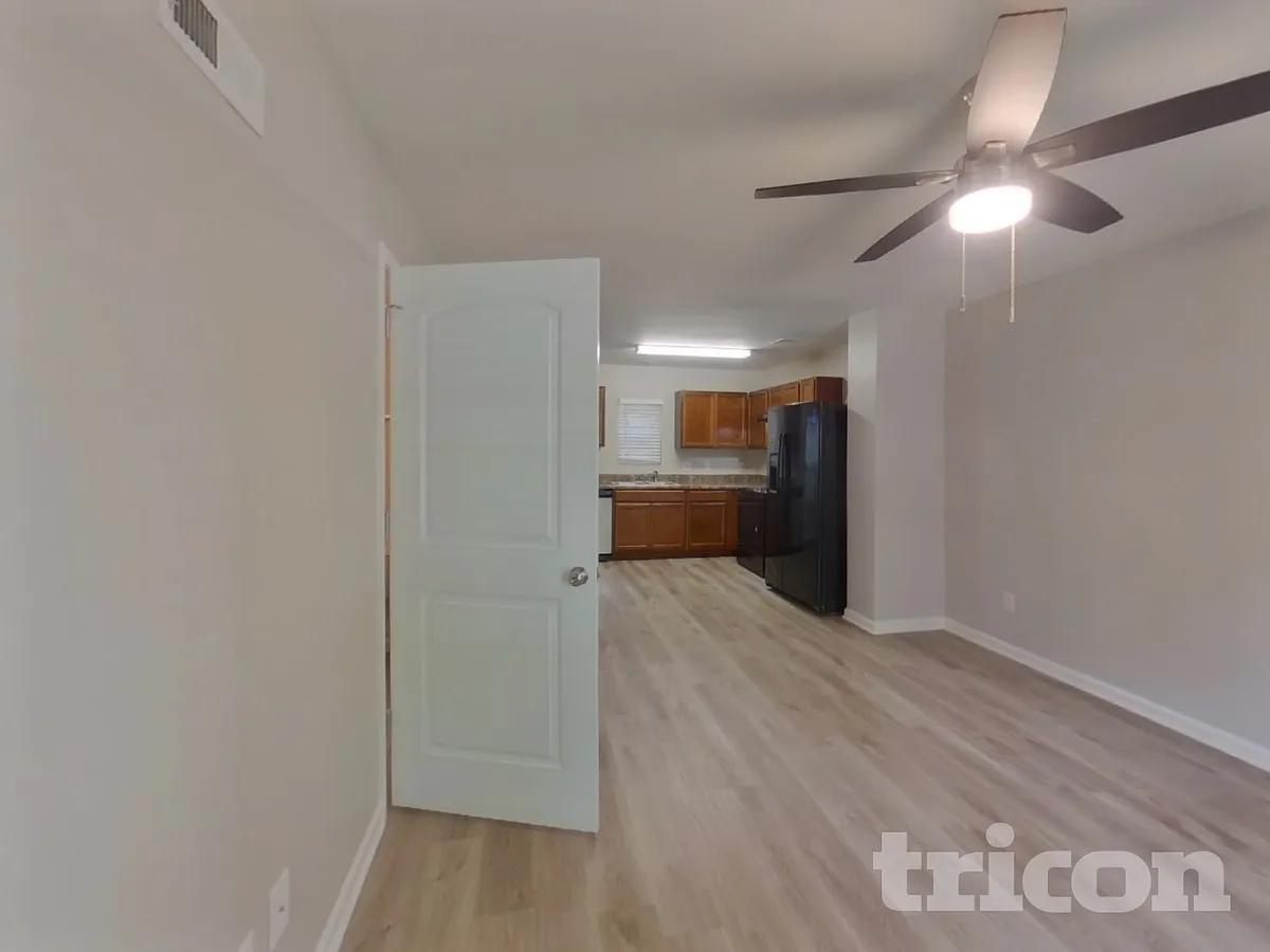 Building Photo - 155 Tybo Dr