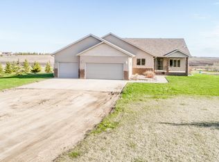 14250 Leisure Ln, Lake Park, MN 56554