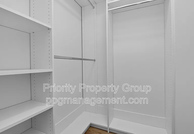 1033 Drummond Ave — Photo 26