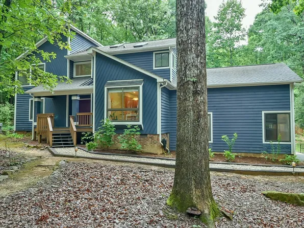 113 Mel Oaks Dr, Chapel Hill, NC 27516
