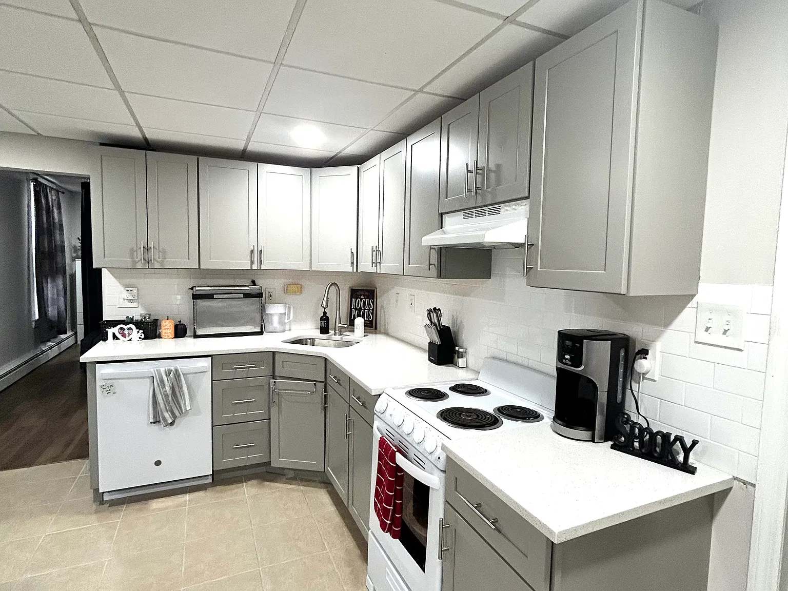 130 N Main St — Photo 3