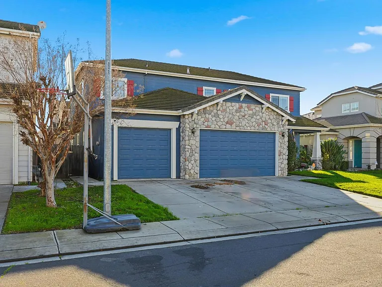 5412 Port Alice Way — Photo 4