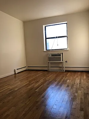 Rented by Walker Whiteside Pettibone, LREB | media 9