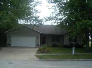 2752 Cragston Pl, Decatur, IL 62521