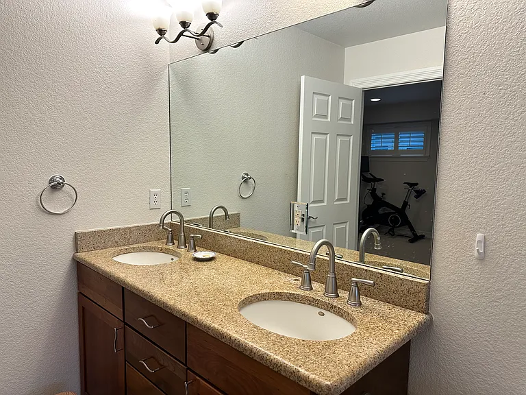 2411 S Race St — Photo 23
