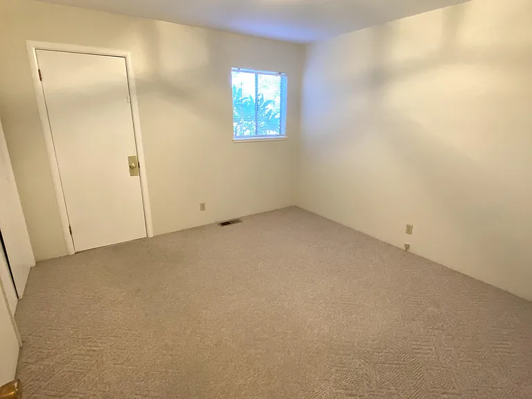340 Wiley St — Photo 6