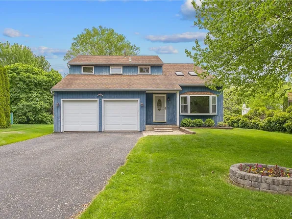 14 Braeside Rd, Baldwinsville, NY 13027