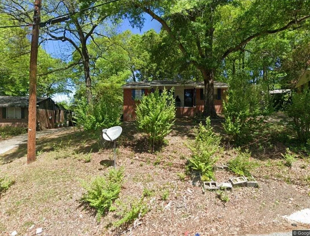 4 bed, 1344 sqft, $1,450 — Photo 1
