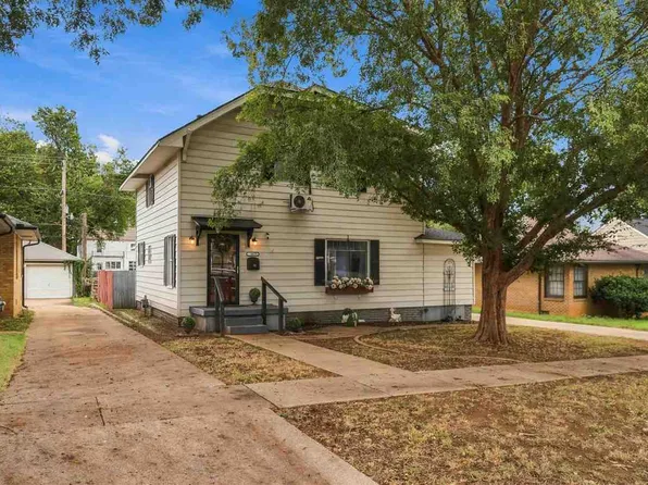 1117 S 6th St, Ponca City, OK 74601