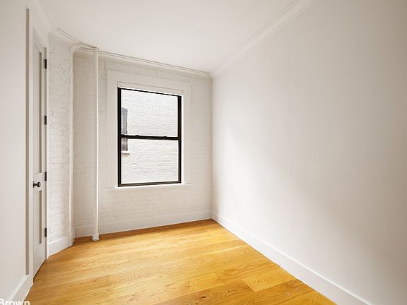 4th image of 139 E 30th St APT 5C