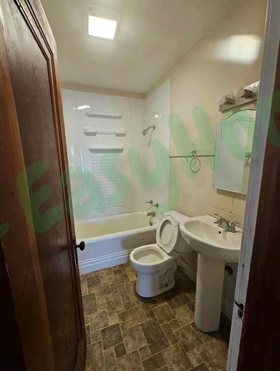 2116 West Proctor Street — Photo 3