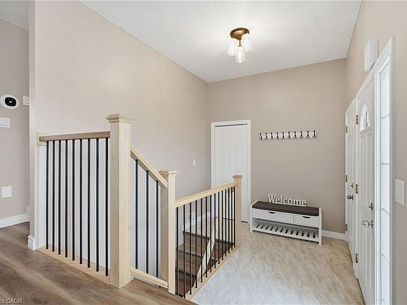 2nd image of 3148 Jewell Ave