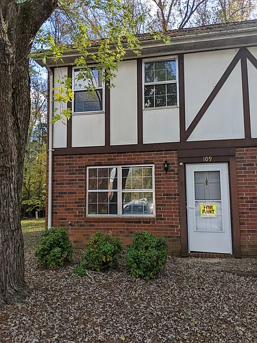 1300 Larchmont Pl #109 Photo 1