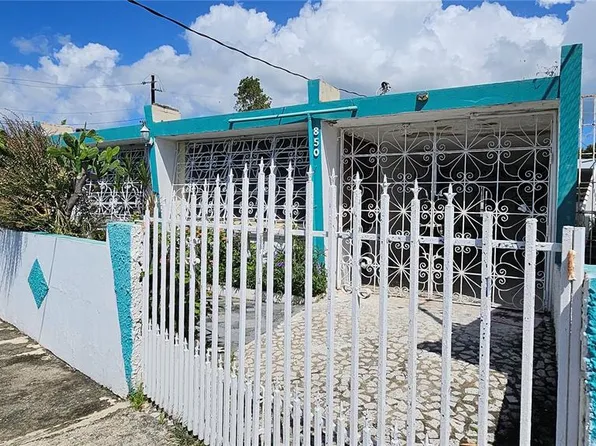 15 E Urbanizacion Severo Quinones #850, Carolina, PR 00985