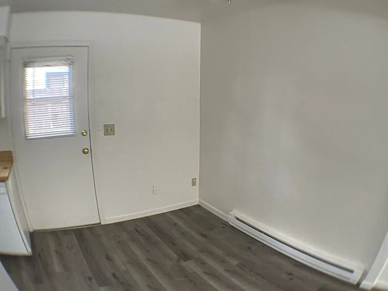 2110 N East St — Photo 6