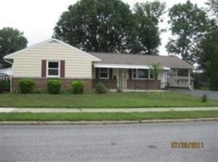 215 N Laurel St, Manheim, PA 17545