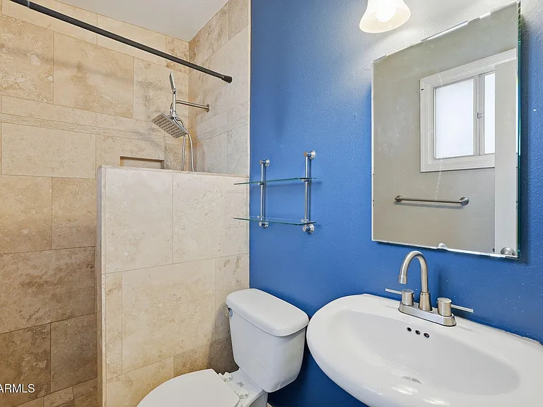 1609 E Gaylon Dr — Photo 28