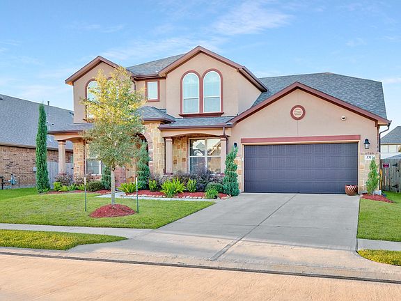3rd image of 5311 Royal Sunset Ct