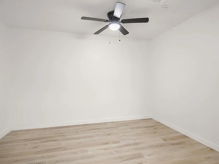 13421 Alysheba Dr — Photo 16