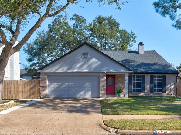 2703 Village Mills Dr, Pearland, TX 77584