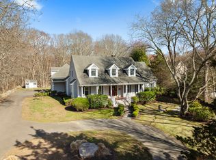 16 Perkins Farm Rd, Waterford, CT 06385