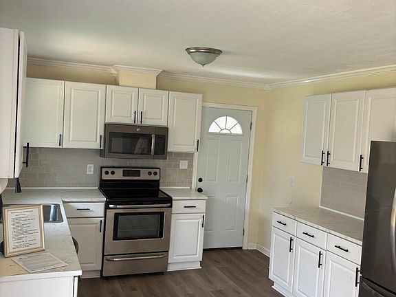 5th image of 1433 Keswick Dr