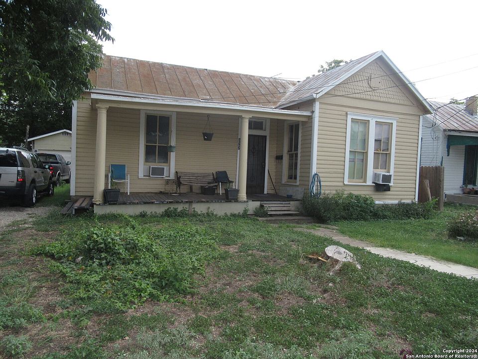 1st image of 322 MONTANA ST