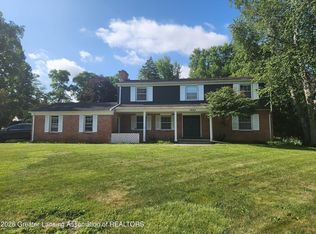 1682 Woodside Dr, East Lansing, MI 48823