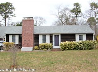 33 Eastville Ave, Oak Bluffs, MA 02557