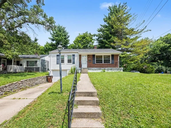 6480 Ridgefield Dr, Cincinnati, OH 45224