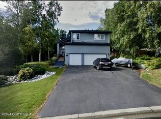 10950 Kaskanak Dr, Eagle River, AK 99577