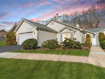 520 Boston Neck Rd, North Kingstown, RI, 02852