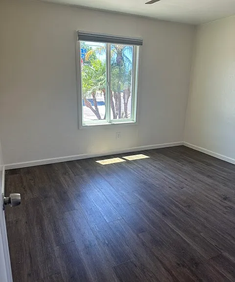 751 Elder Ave — Photo 10