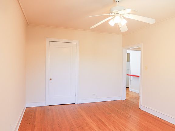 2nd image of 4905 N Glenwood Ave APT 3B