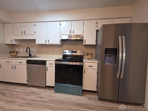 3rd image of 6805 Willow Creek Dr
