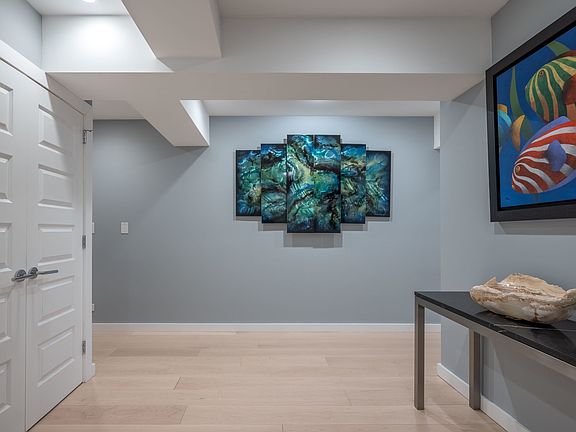 5th image of 175 E Delaware Pl #7201-7202